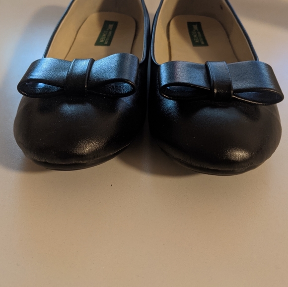 United Colors of Bonten flats - Picture 4 of 8